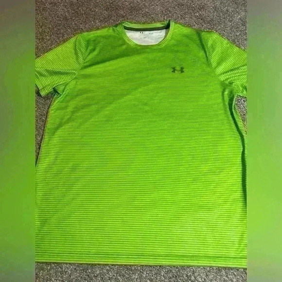 Under Armour Men’s Heatgear Loose Fit Green Stripped Short Sleeve Shirt Sz Large - Picture 1 of 10